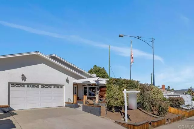 1074 Ellen LN, El Cajon, CA 92019