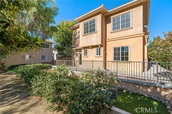 Agoura Hills, CA 91301,5310 Colodny DR 5