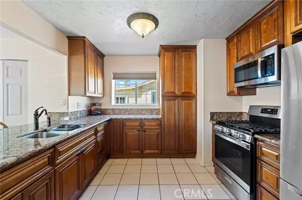 Montclair, CA 91763,4861 San Bernardino