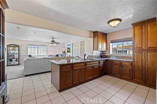 Montclair, CA 91763,4861 San Bernardino