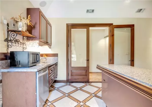 Bell Canyon, CA 91307,44 Hackamore 46