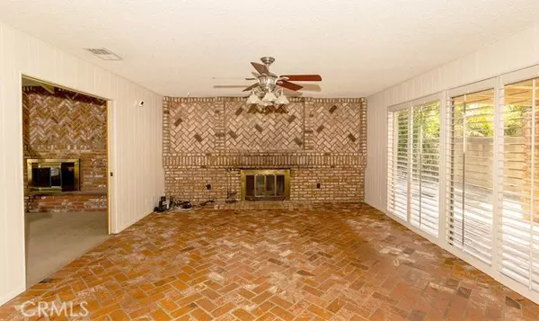 Placentia, CA 92870,1837 Kelleher