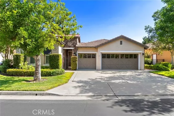 Corona, CA 92883,24460 Lupine LN