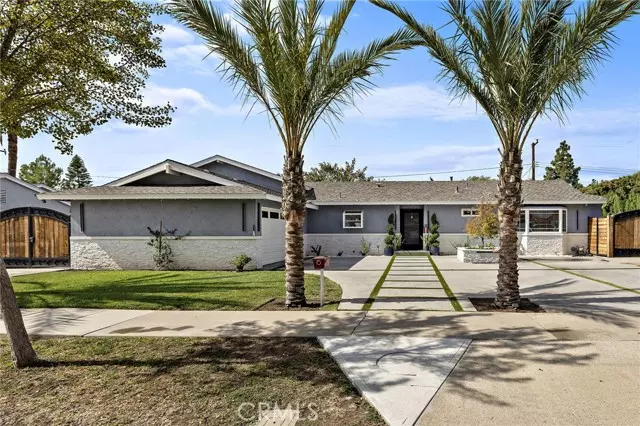 Orange, CA 92865,2152 N Cleveland ST