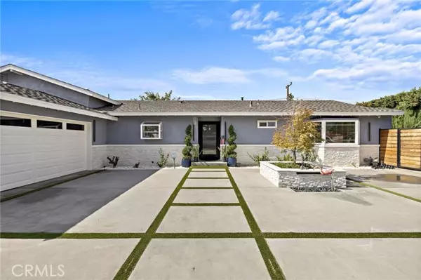 Orange, CA 92865,2152 N Cleveland ST