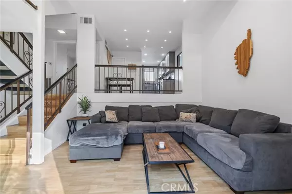 Van Nuys, CA 91405,13617 Valerio ST C