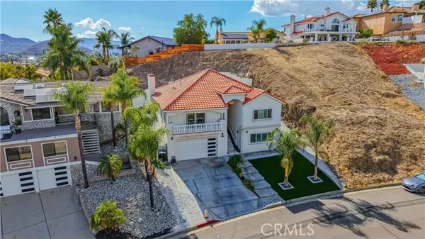 Canyon Lake, CA 92587,29875 Smugglers Point DR