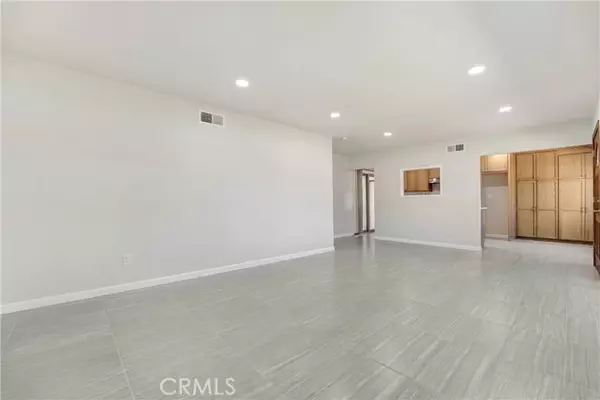 Sylmar, CA 91342,12940 Harding ST