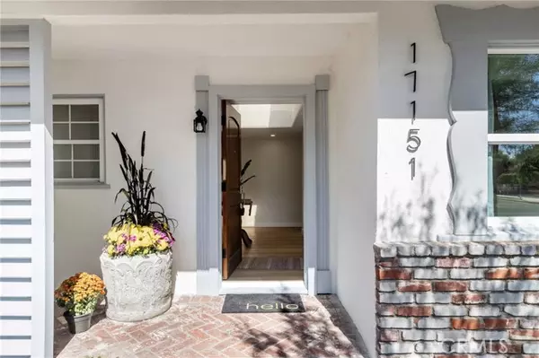 Northridge, CA 91325,17151 & 17149 W Lassen ST