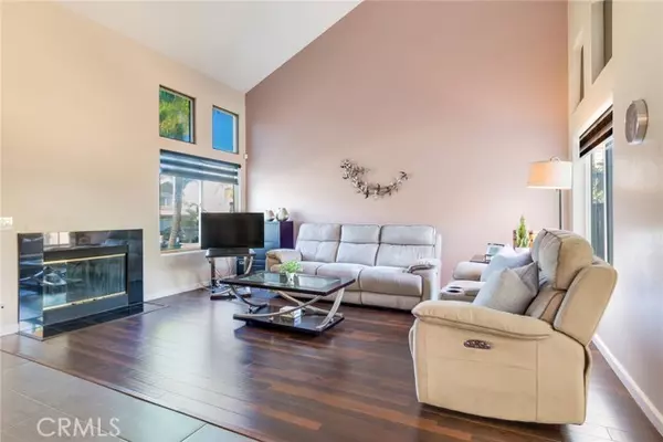 Corona, CA 92882,2519 Sena