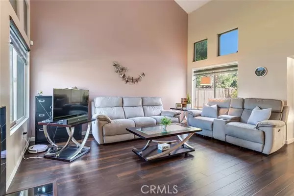 Corona, CA 92882,2519 Sena