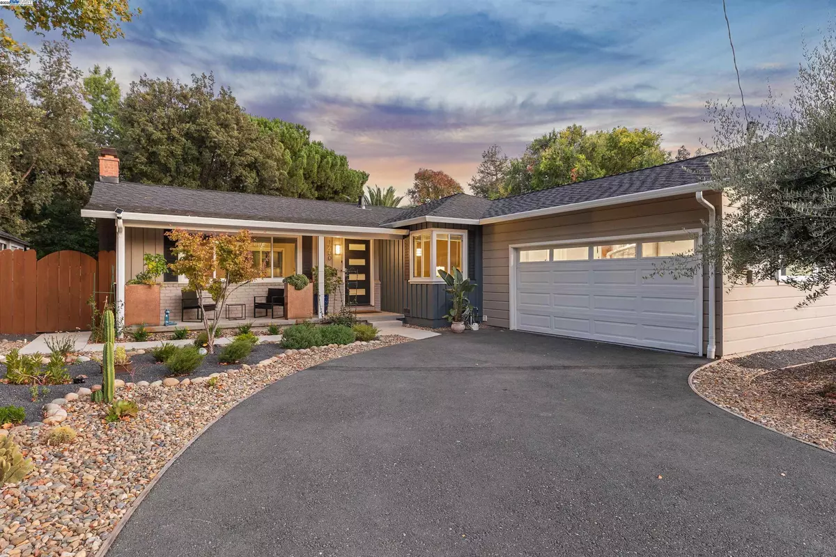 Concord, CA 94518,1230 Hale Dr