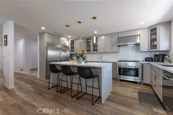 Sylmar, CA 91342,14072 Tyler