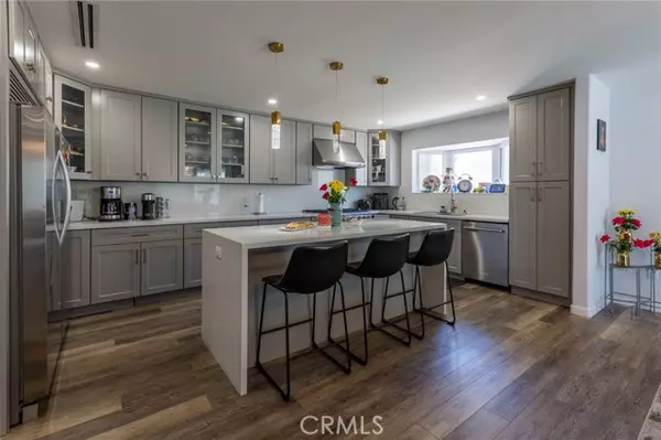 Sylmar, CA 91342,14072 Tyler