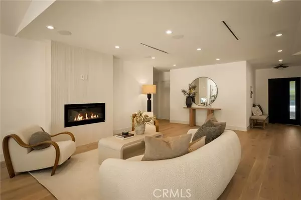 Valley Village, CA 91607,5444 Morella Ave