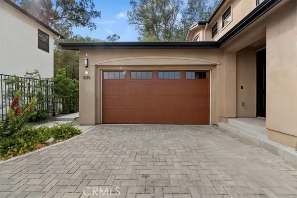 Los Angeles, CA 90042,1019 N STALEY LN