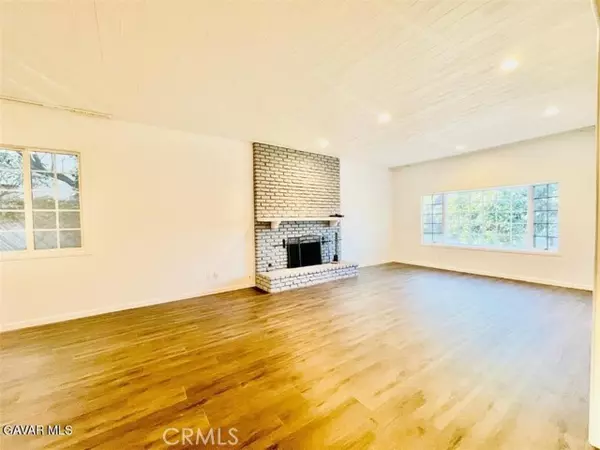 Granada Hills, CA 91344,17208 Braxton