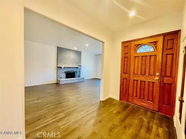 Granada Hills, CA 91344,17208 Braxton