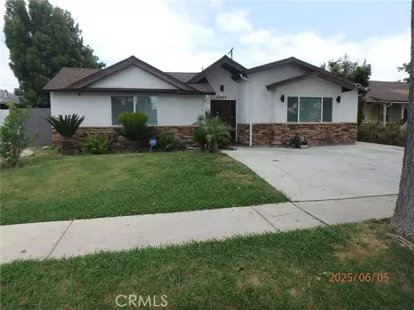 17457 Covello, Van Nuys, CA 91406