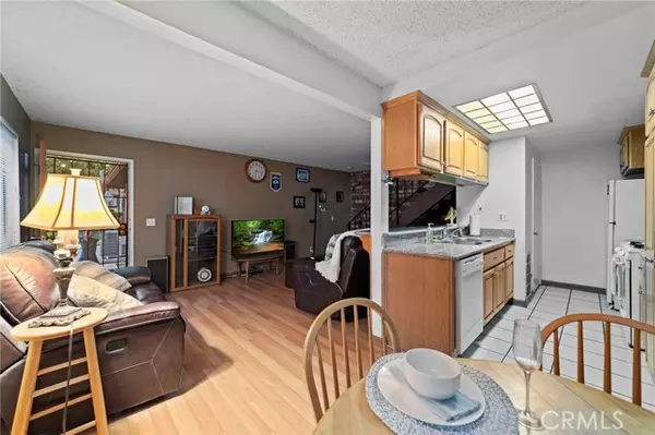 Azusa, CA 91702,1172 W Calle De Las Estrellas 3