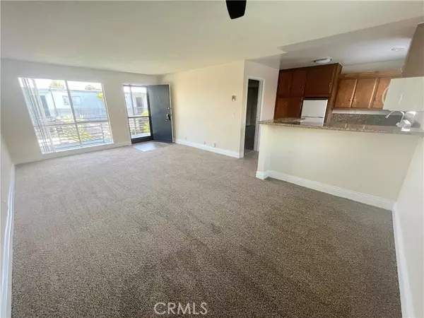 Costa Mesa, CA 92627,931 W 19th ST 31