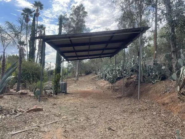 Escondido, CA 92025,14082 Los Cielos