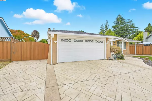 Fremont, CA 94555,34233 Atteridge Pl