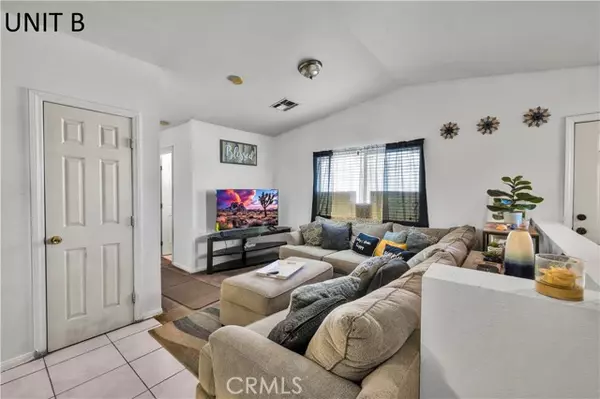 Yucca Valley, CA 92284,7176 Murray LN