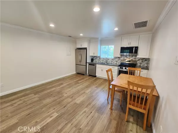 Sherman Oaks, CA 91411,5706 Willis