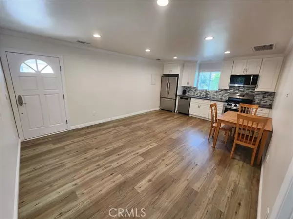 Sherman Oaks, CA 91411,5706 Willis