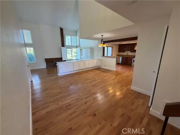 Mission Viejo, CA 92691,26553 Lucinda