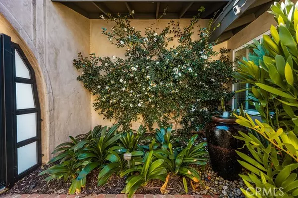 Mission Viejo, CA 92691,24375 Macedo