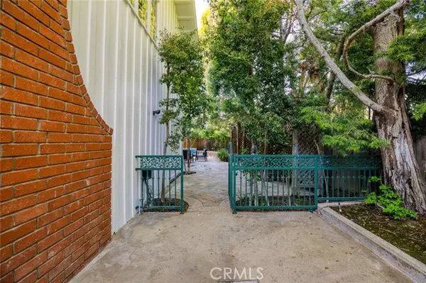 Huntington Beach, CA 92649,16842 Harkness