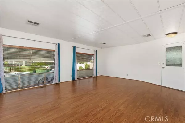 Redlands, CA 92374,1251 Lugonia 54