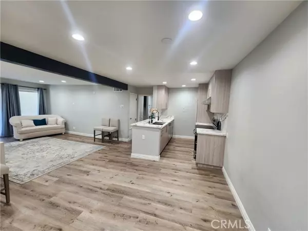 Encino, CA 91316,5460 White Oak H106