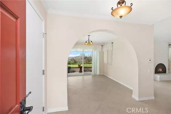 Mission Viejo, CA 92692,23641 Via Garfias