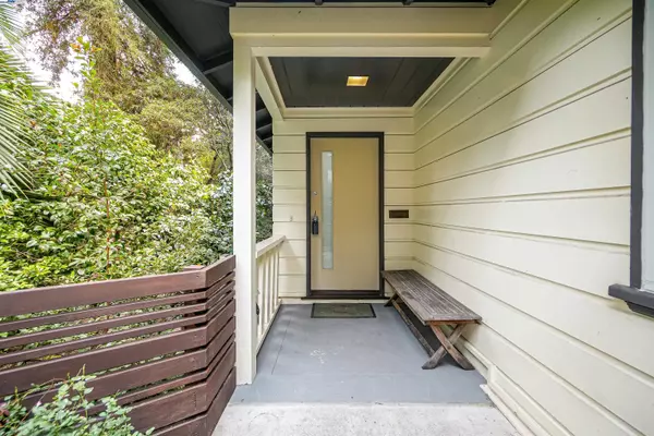 Berkeley, CA 94704-2529,2420 Hillside Ave