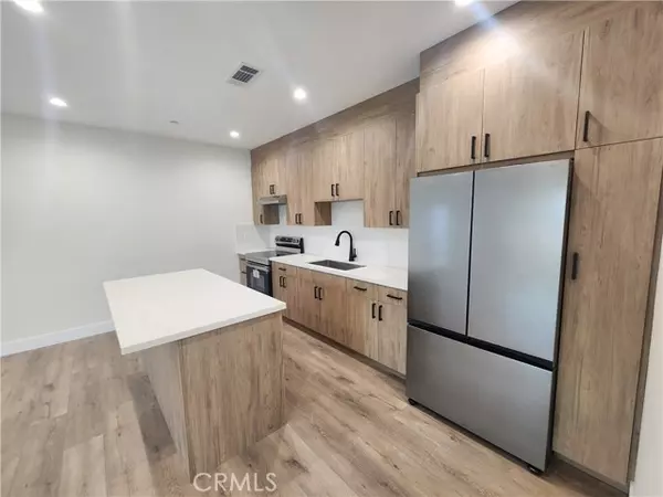 Van Nuys, CA 91405,7126 1/2 Matilija AVE