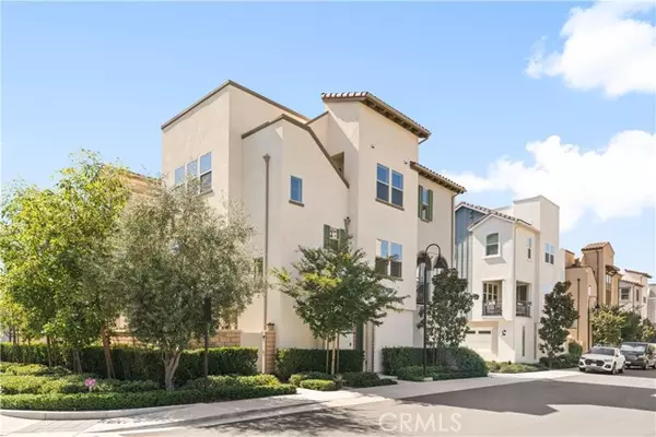 2 Hideaway LOOP, Mission Viejo, CA 92692