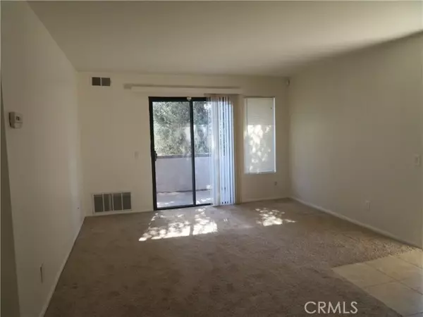 Riverside, CA 92507,1343 Massachusetts AVE 203