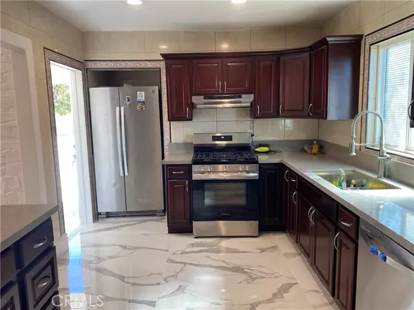 Orange, CA 92868,119 N LITTLE MAIN ST