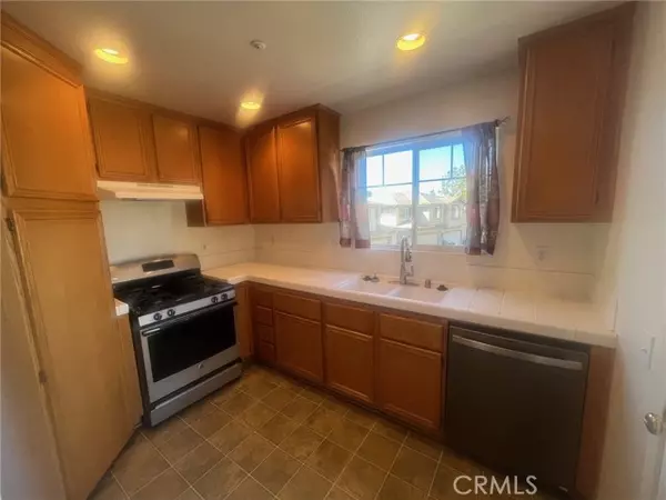 Aliso Viejo, CA 92656,34 Iron Bark