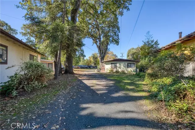 14051 - 14043 Lakeshore DR 5 & 6, Clearlake, CA 95422