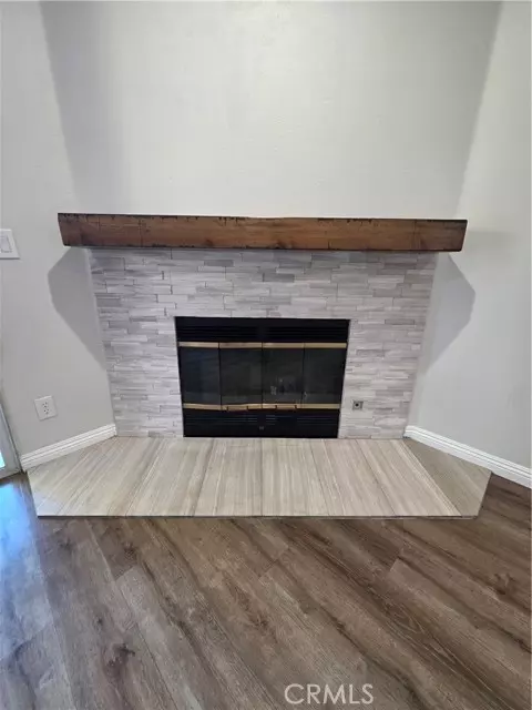 Valencia, CA 91355,23615 Del Monte 345