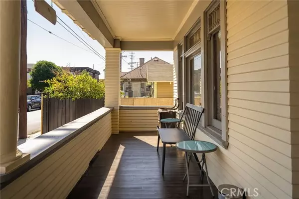 Los Angeles, CA 90007,2109 Toberman ST