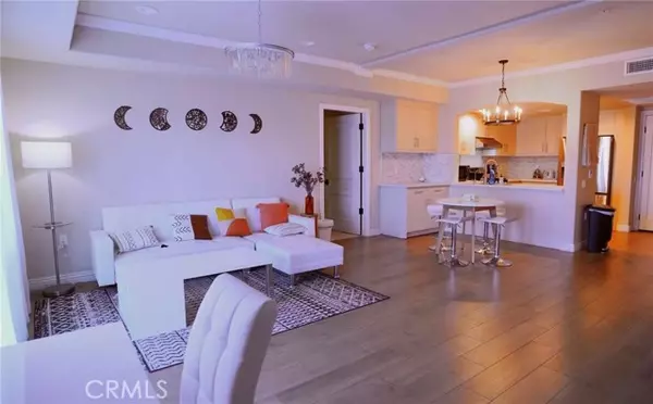 Long Beach, CA 90813,1598 Long Beach 201