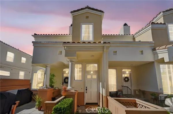 1008 S Rossano, Anaheim Hills, CA 92808