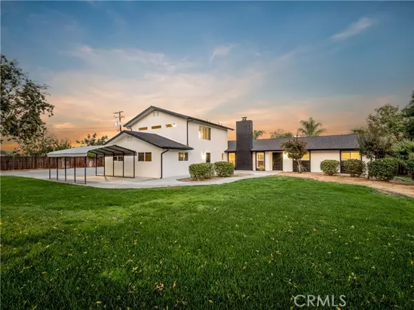 9226 N Fowler, Clovis, CA 93619