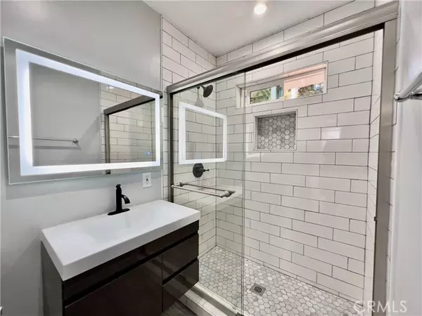 Newport Beach, CA 92625,457 Seaward B