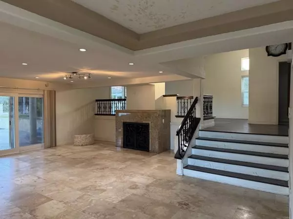 Bonita, CA 91902,467 Cherry Hills LN